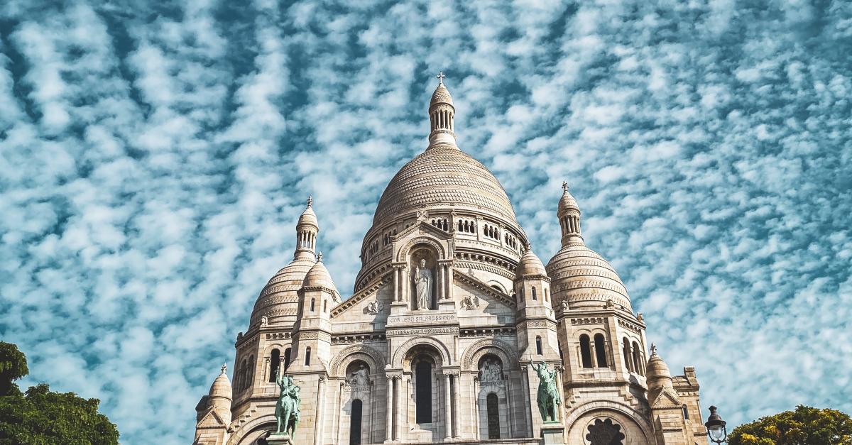 Inwood Hotels - THE SACRE-COEUR BASILICA IN MONTMARTRE