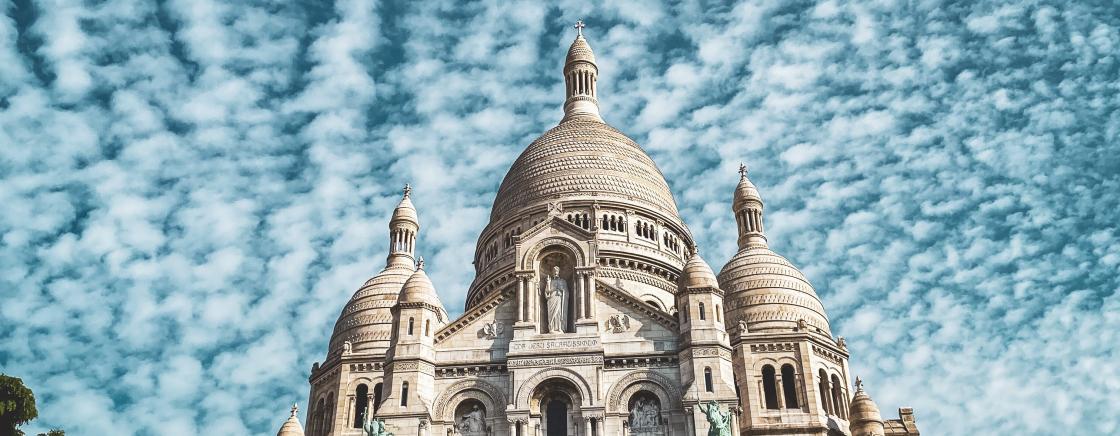 LA BASILIQUE DU SACRÉ-COEUR DE MONTMARTRE